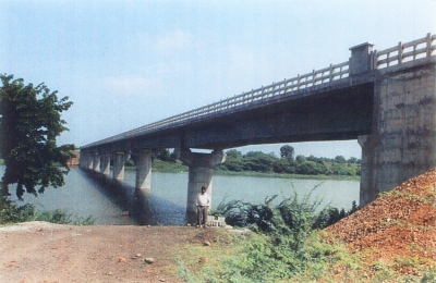 Bridge across Godavari River near Village Penur
