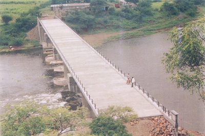 Bridge across Mulla-Mutha River at Ashtapur